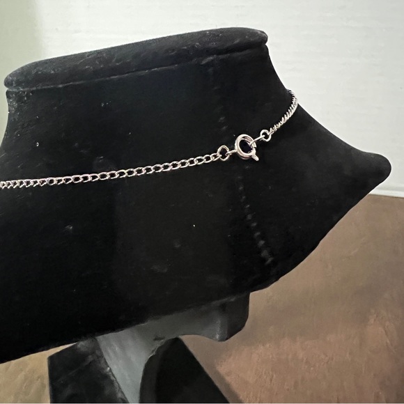 Silver tone eagle fashion necklace - Picture 4 of 6